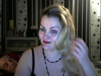 Online live chat met angelina-ralf