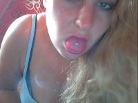 Online live chat met bl0ndine
