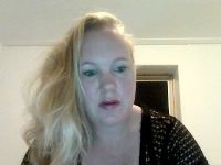 Online live chat met geilvrouwtje33