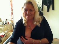 Online live chat met yvonnehot